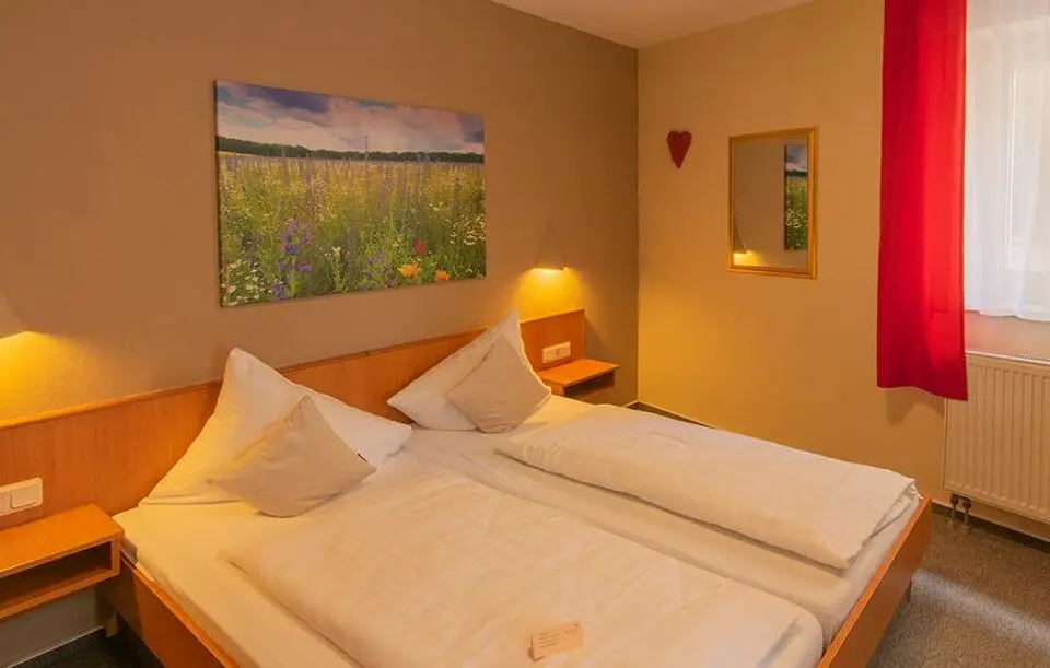 Business Zimmer-Gaestezimmer_Gasthaus_Hotel_Werbach_romantische_strae_franken_1